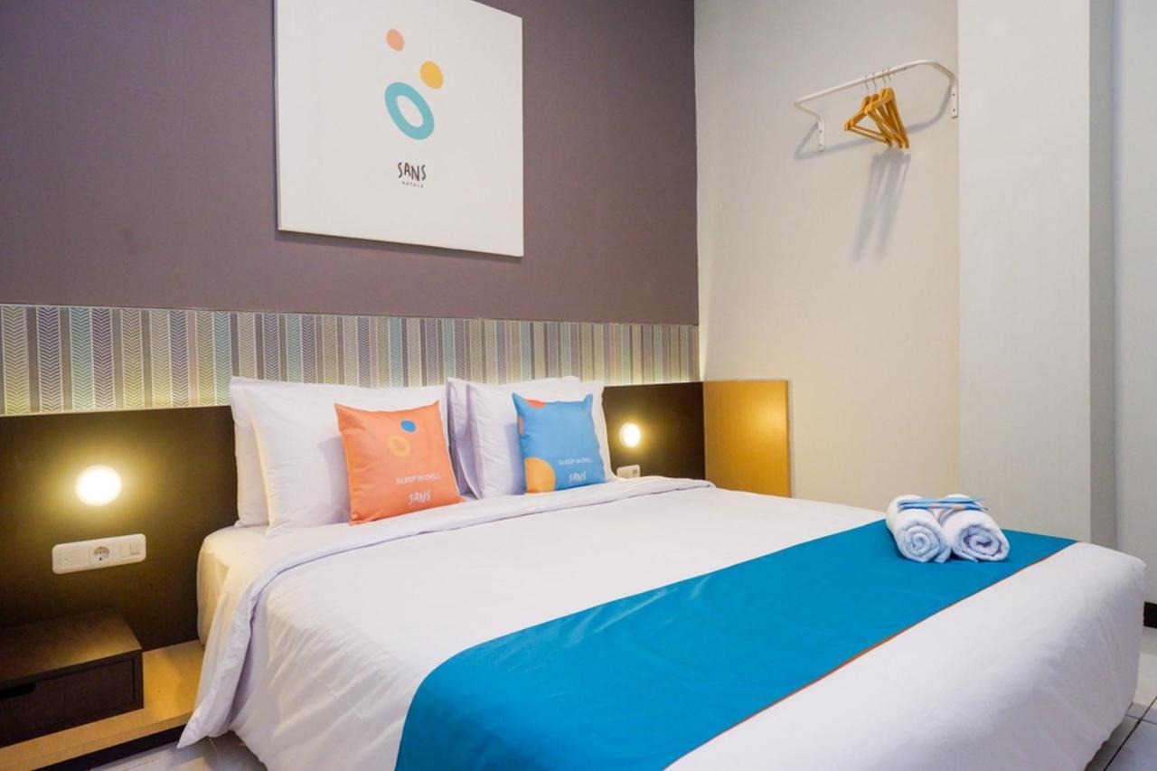 Sans Hotel Good Wish Semarang Jomblang 外观 照片
