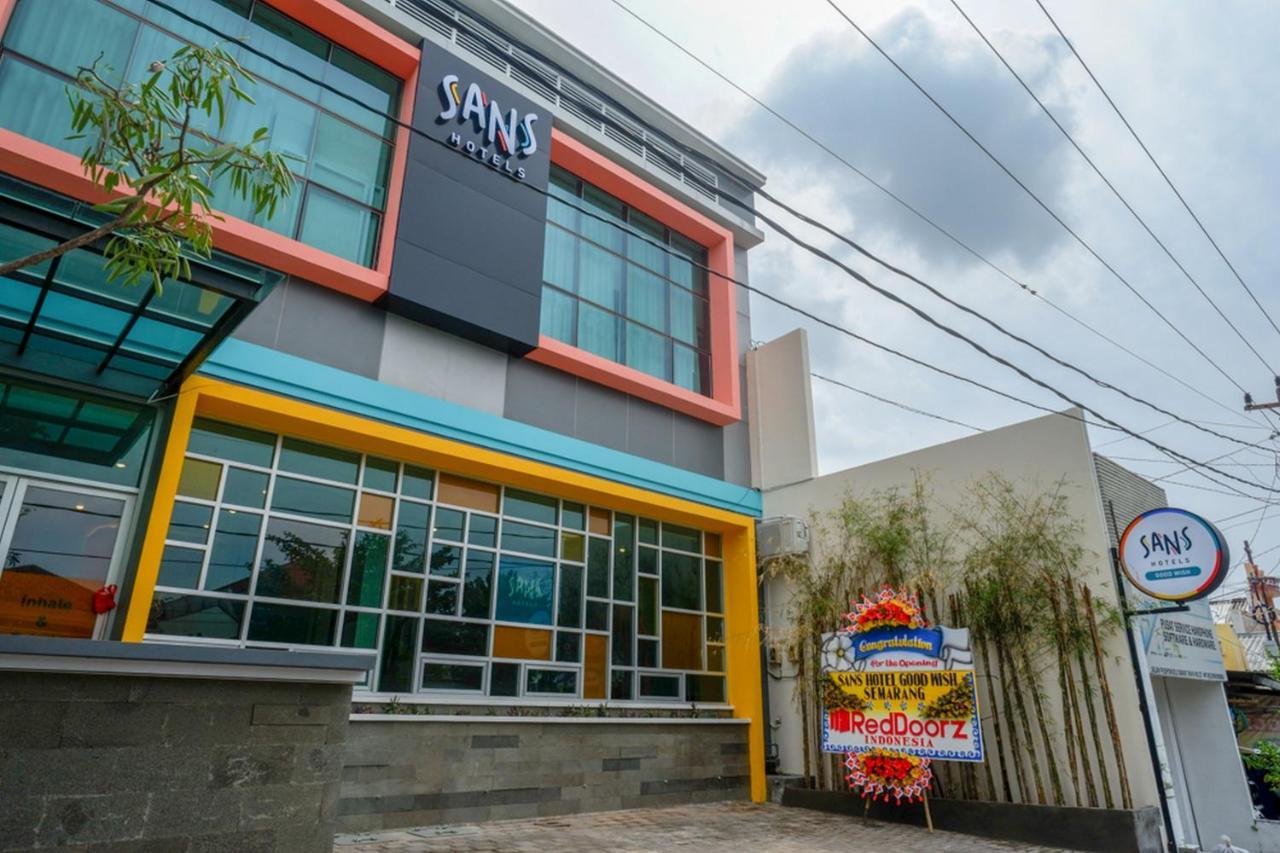 Sans Hotel Good Wish Semarang Jomblang 外观 照片